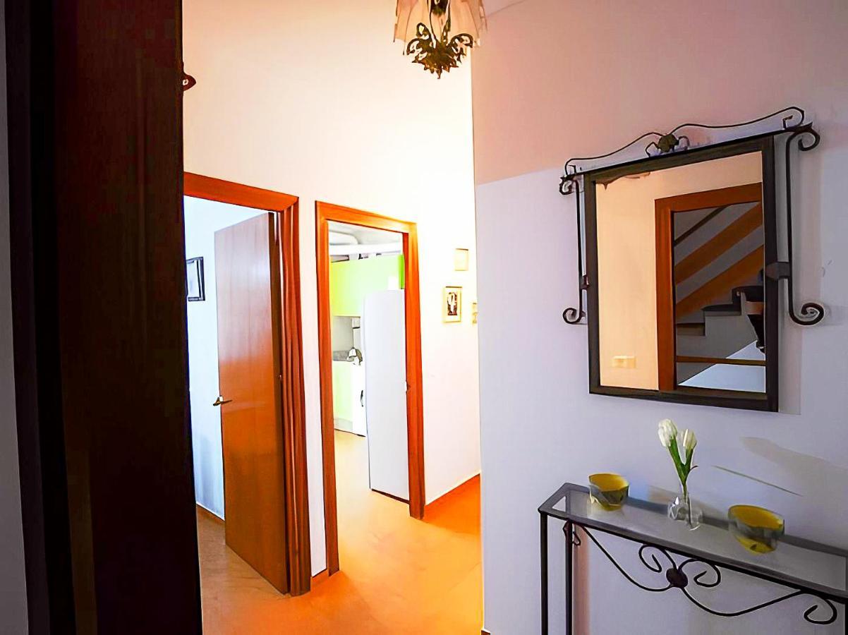 كونيل ذي لا فرونتيرا Apartamentos Garaje & Aire & Wifi & Solo Familias Y Parejas المظهر الخارجي الصورة