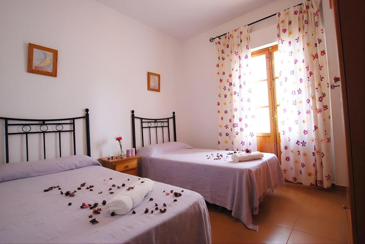 كونيل ذي لا فرونتيرا Apartamentos Garaje & Aire & Wifi & Solo Familias Y Parejas المظهر الخارجي الصورة