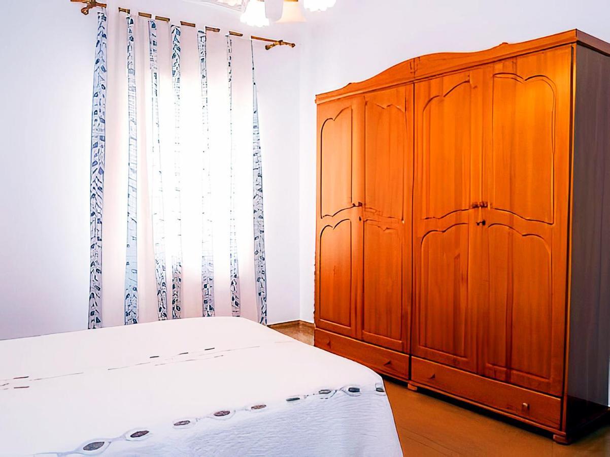 كونيل ذي لا فرونتيرا Apartamentos Garaje & Aire & Wifi & Solo Familias Y Parejas المظهر الخارجي الصورة