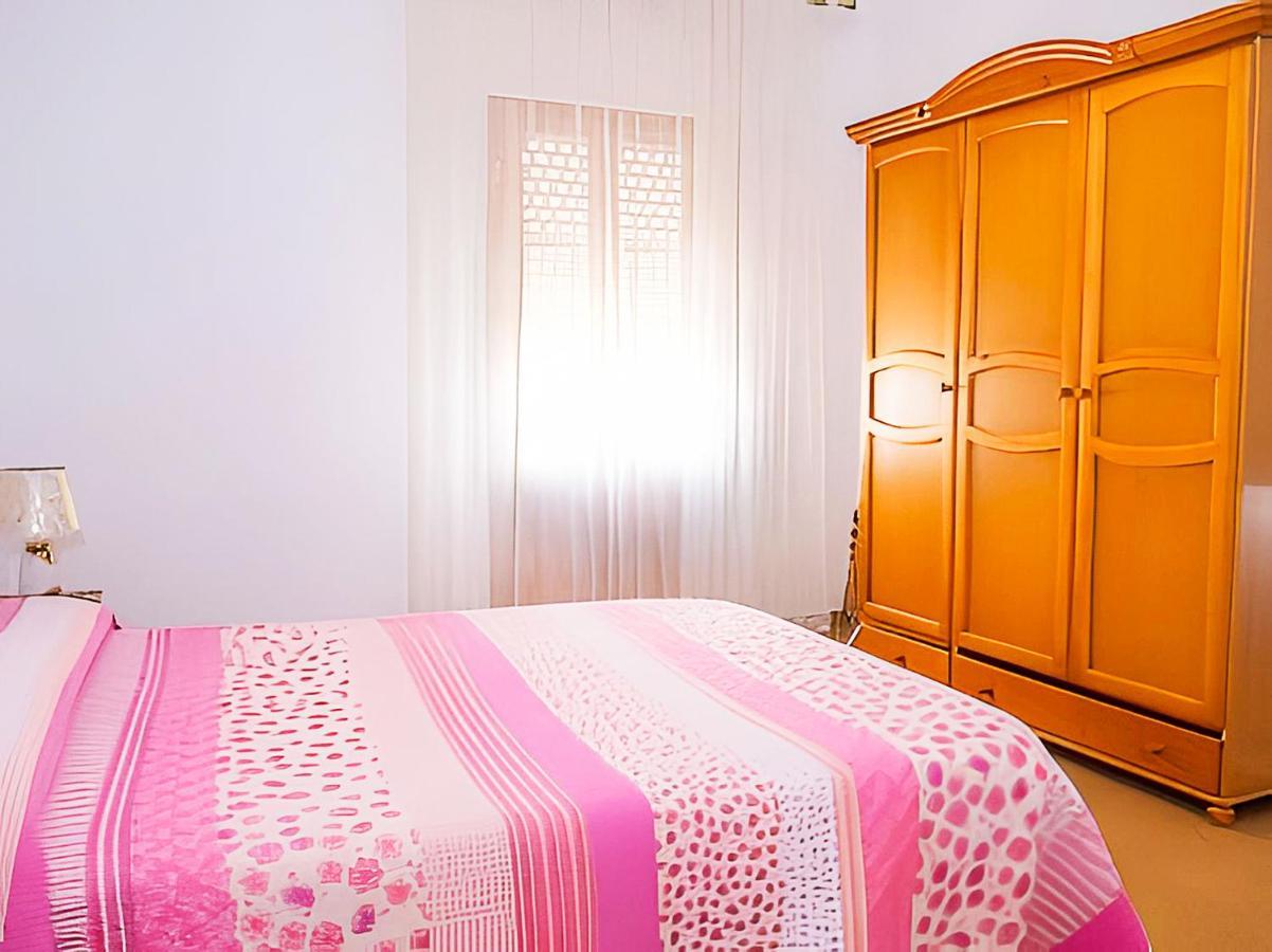كونيل ذي لا فرونتيرا Apartamentos Garaje & Aire & Wifi & Solo Familias Y Parejas المظهر الخارجي الصورة