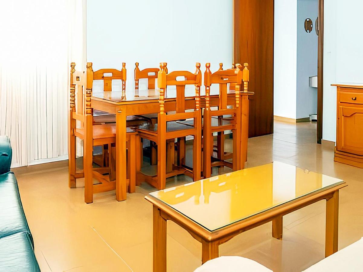 كونيل ذي لا فرونتيرا Apartamentos Garaje & Aire & Wifi & Solo Familias Y Parejas المظهر الخارجي الصورة